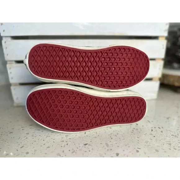 Vans Limited Edition Harry Potter Gryffindor Sk8-Hi High Top Shoes Size 6 - Picture 5 of 7